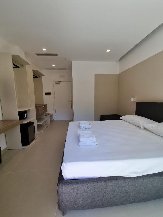 Marea Retreat Rooms Marina di Camerota Exterior photo