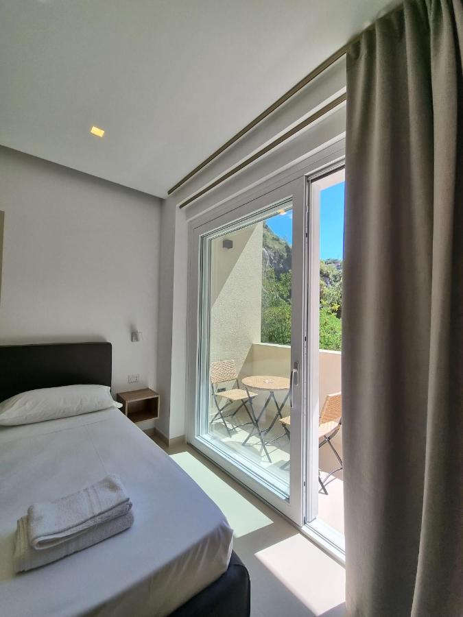 Marea Retreat Rooms Marina di Camerota Exterior photo