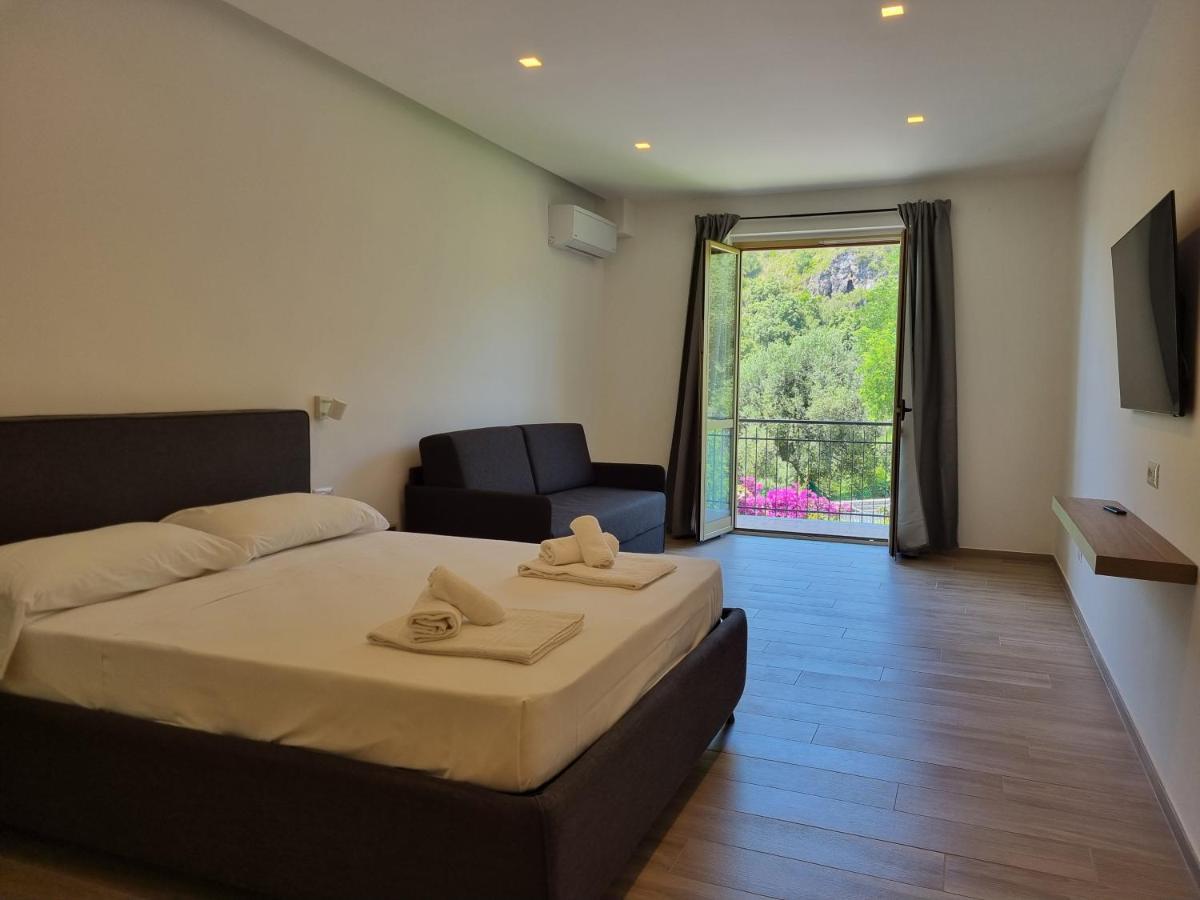 Marea Retreat Rooms Marina di Camerota Exterior photo